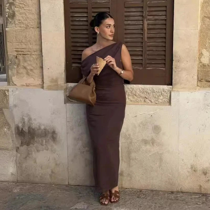 Elegant Off Shoulder Pleated Long Dress Slim Slash Neck Sleeveless Female Party Dresses 2026 Summer Autumn Lady Chic Solid Robes