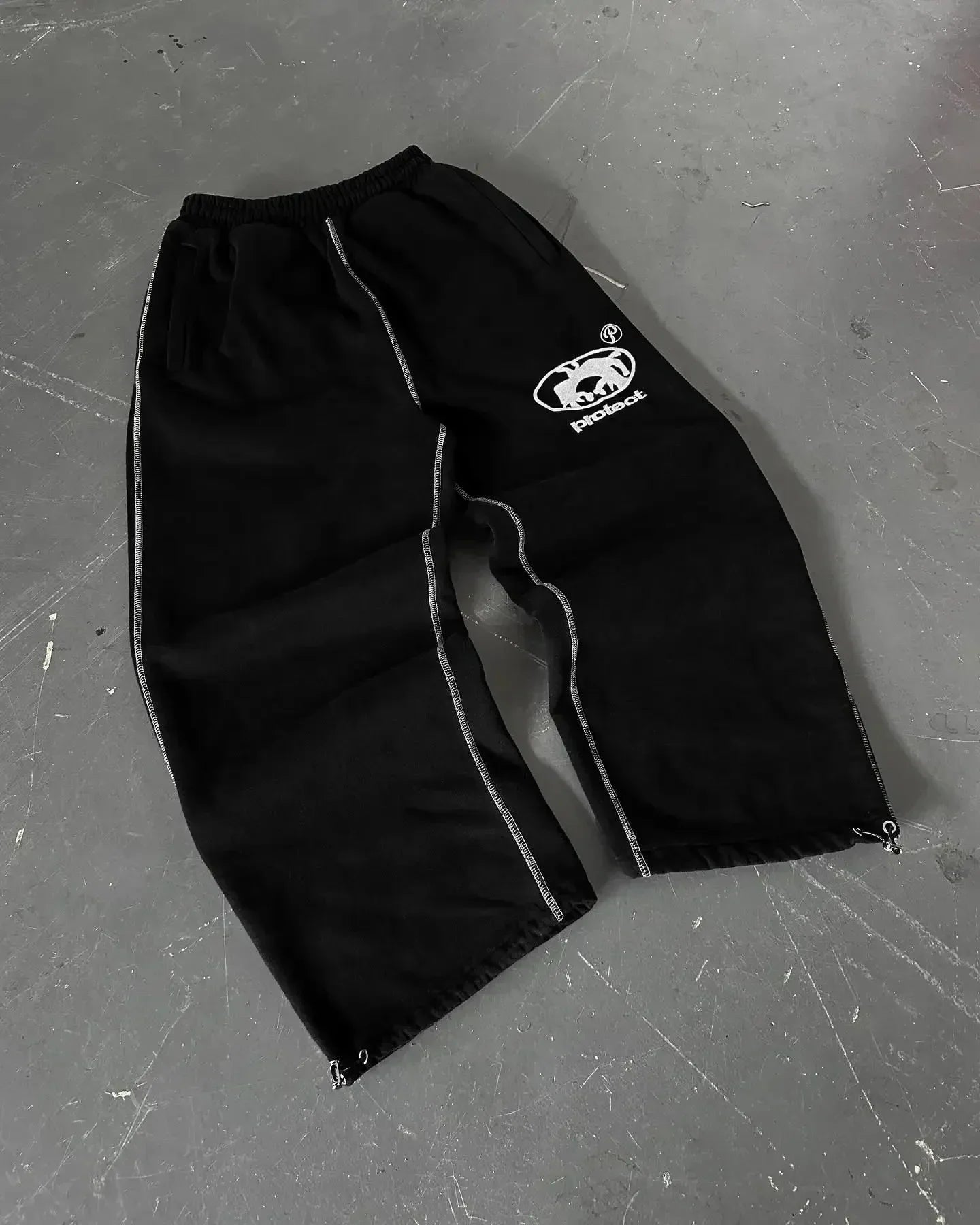 Y2K Retro Straight Pants Tracksuit Streetwear Pants Personalized Pant Leg Zipper Embroidery  Hip Hop Casual Joggers Men Pants
