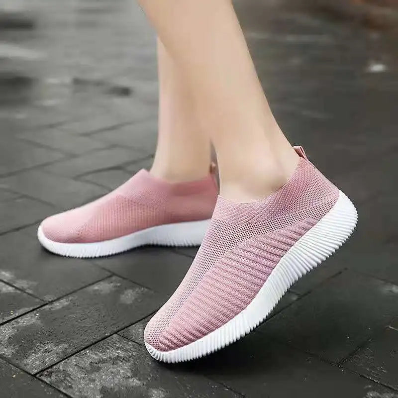 Women Sneaker Summer Elastic Force Mesh Breathable Flat Ladies Slip on Casual Sports Shoes Comfortable Vulcanize Shoes