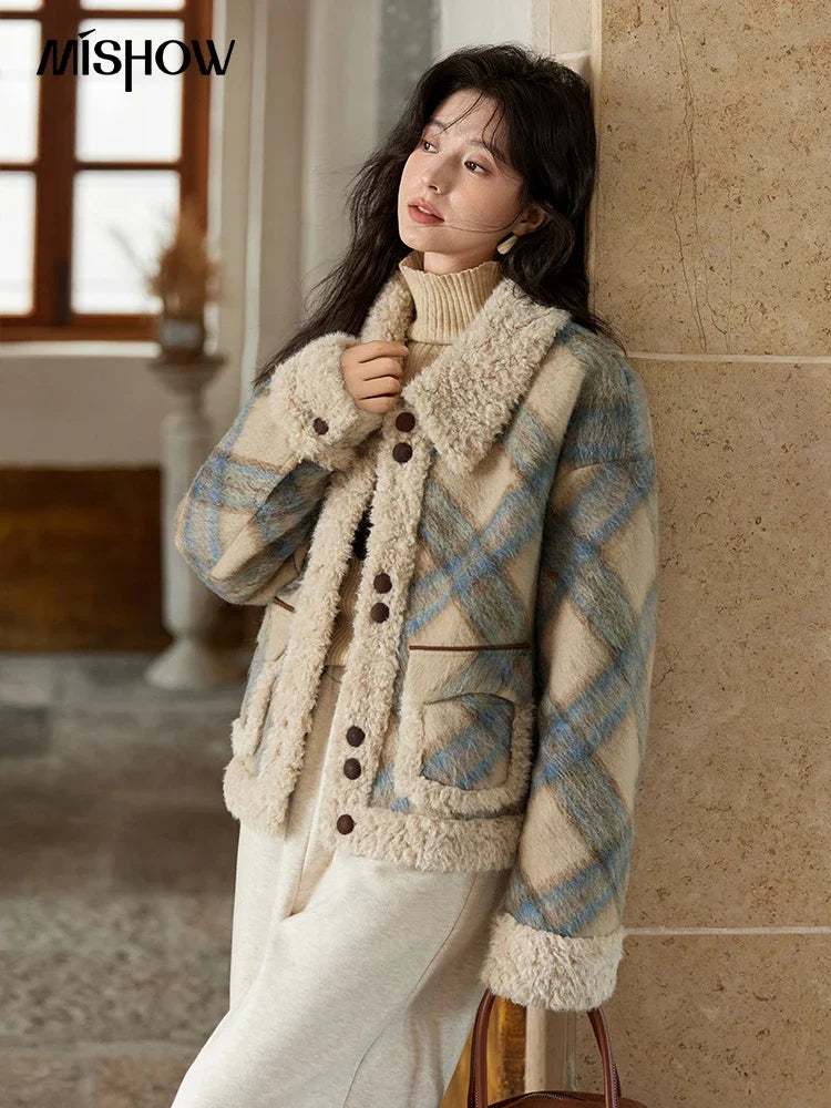MISHOW Splicing Fleece Short Coat Women 2024 Winter Vintage French Plaid Tweed Thickened Warm Turn Down Collar Jacket MXD55W0574