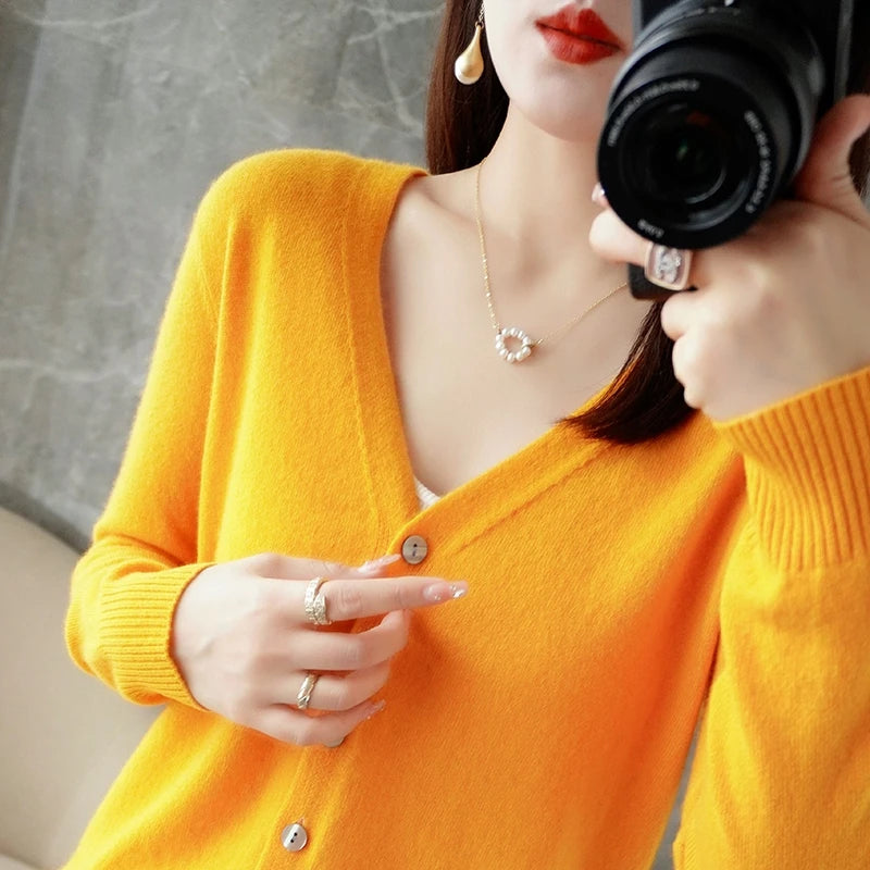 V-Neck Temperament Small Fragrant Wind Women Loose Sweater