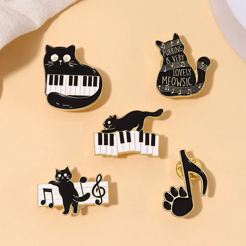 Cute Black White Cats Enamel Pins Certified Cat Lady Cartoon Kitty Claw Animal Brooch Lapel Badge Fashion Friends Jewelry Gifts