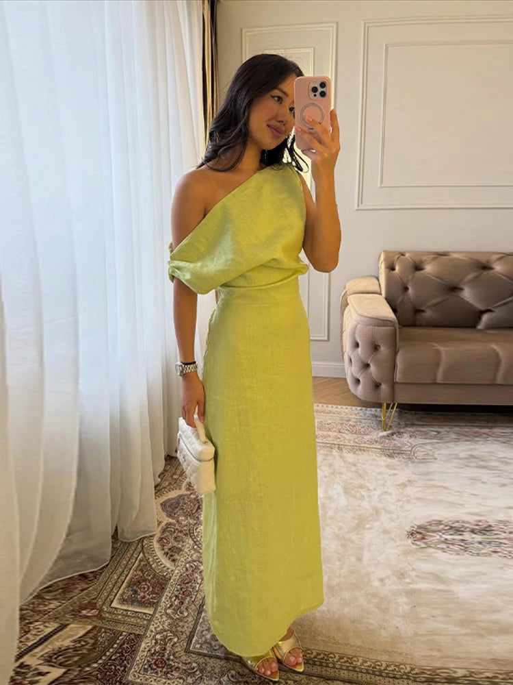 Elegant Off Shoulder Pleated Long Dress Slim Slash Neck Sleeveless Female Party Dresses 2026 Summer Autumn Lady Chic Solid Robes