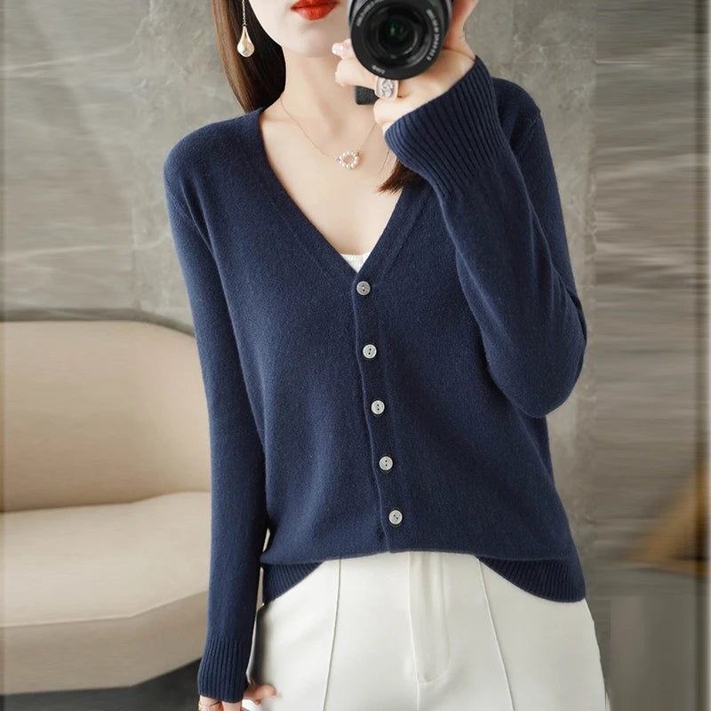 V-Neck Temperament Small Fragrant Wind Women Loose Sweater