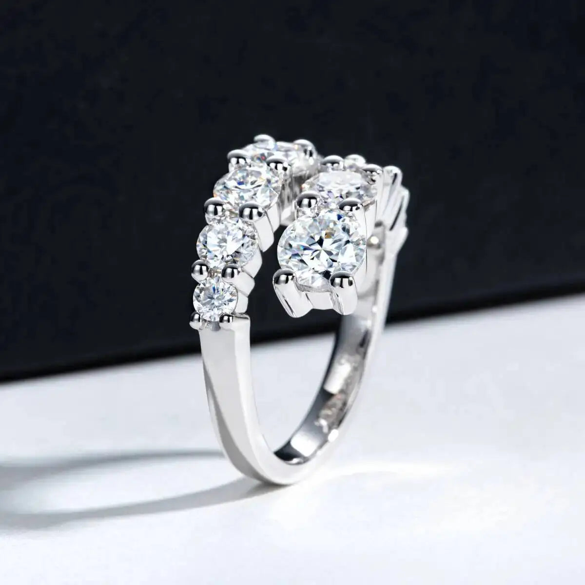 TY 925 Silver Moissanite Rings Woman Bands 10 Stones Sparkling Diamond Twist Shank Wedding Ring Engagement Jewelry