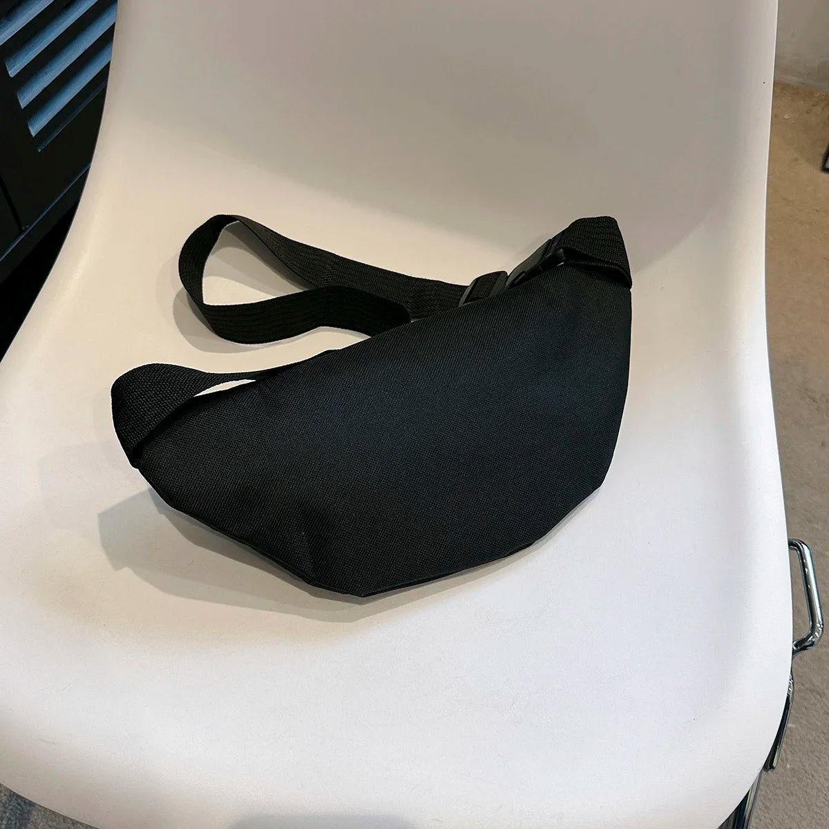 Fanny Pack Sports Festival Workout Traveling Running Large Crossbody Casual Hands-Free Wallets Waist Pack Phone Bag 2040