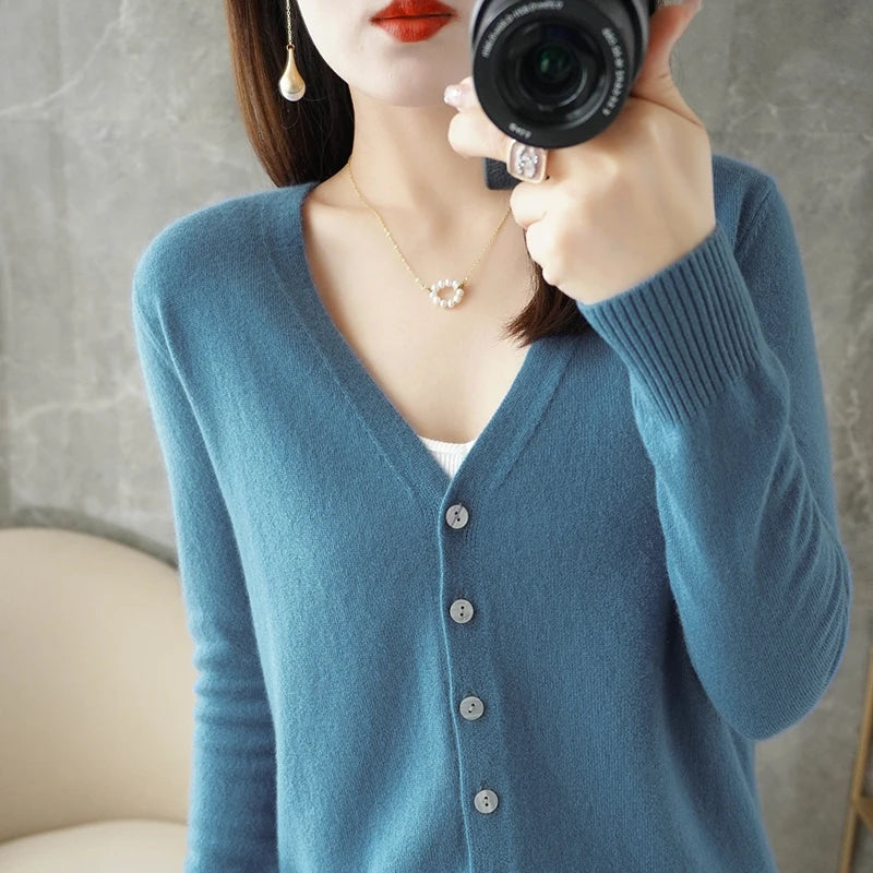 V-Neck Temperament Small Fragrant Wind Women Loose Sweater