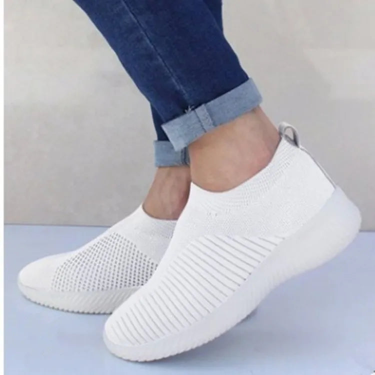 Women Sneaker Summer Elastic Force Mesh Breathable Flat Ladies Slip on Casual Sports Shoes Comfortable Vulcanize Shoes