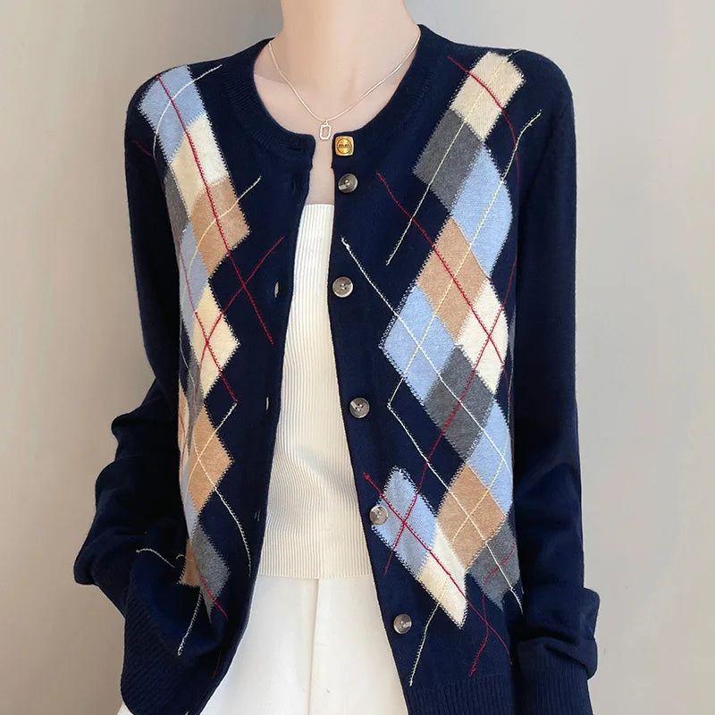 Spring and Autumn New Wool Knitted Cardigan Women's Three-dimensional Painted Square Diamond Extra Set Base Shirt Joker Top