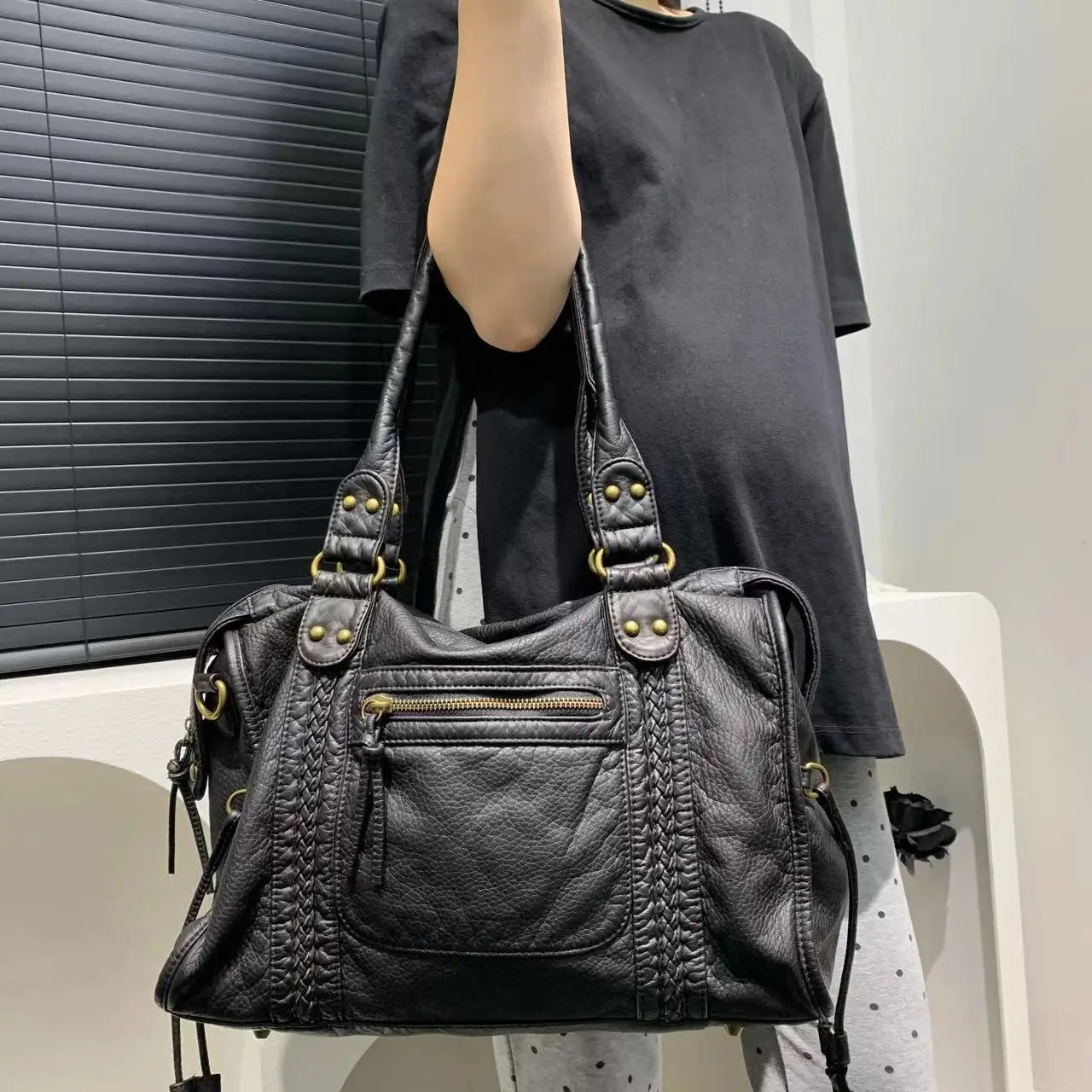 Soft Leather Retro Bag Shoulder Messenger Bag Large Capacity Tote Bag Y2K Motorcycle Bag