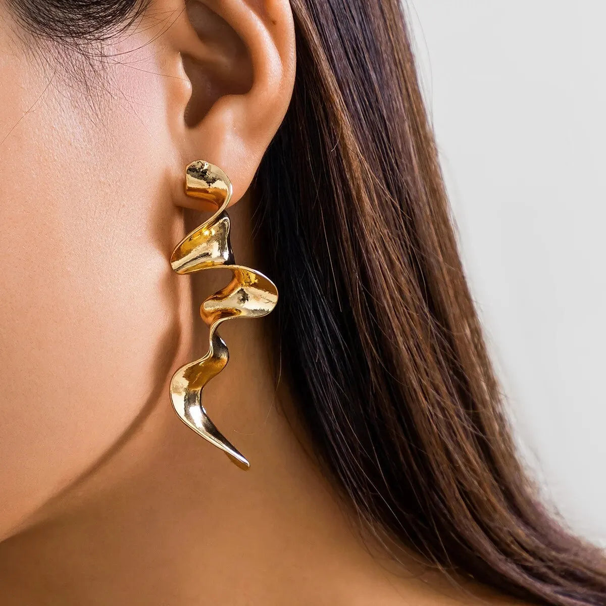 Design Sense Irregular Long Tassel Drop Earrings for Women Hip Hop Vintage Gold Color Dangle Earring Party Jewelry Accessories