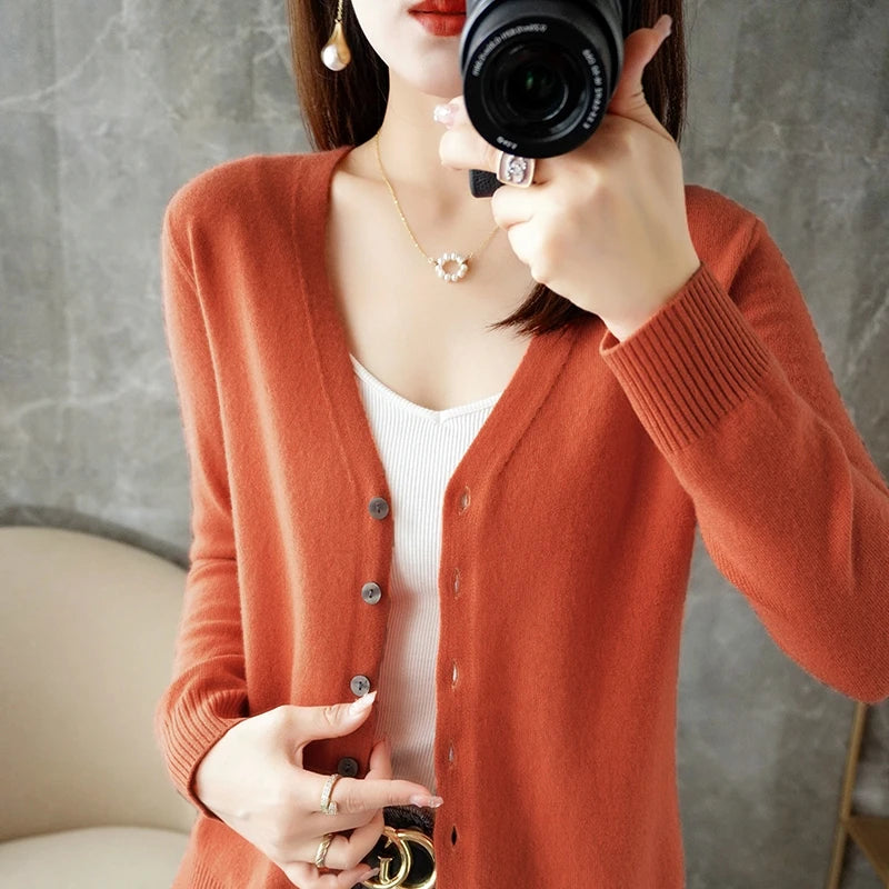 V-Neck Temperament Small Fragrant Wind Women Loose Sweater