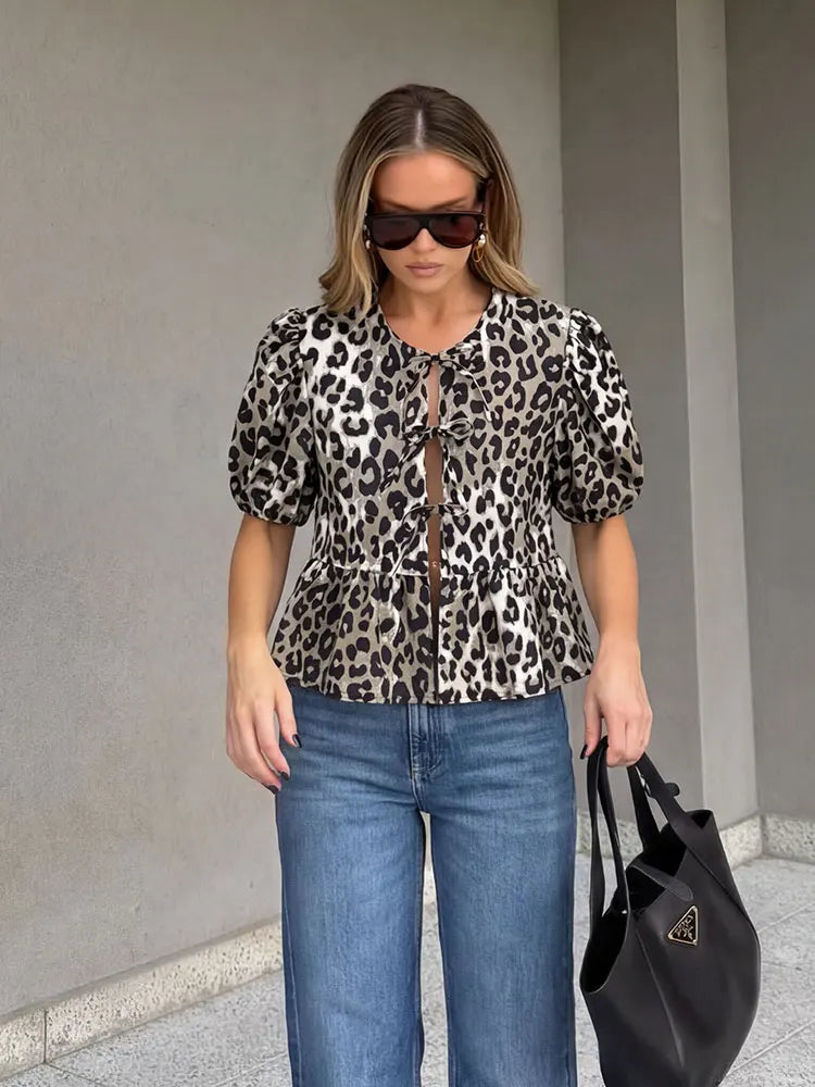 HH Women's Summer Tie Front Puff Sleeve Blouse Leopard Print Ruffle Hem Peplum Top Casual Daily Sweet Y2K Streetwear Short Shirt