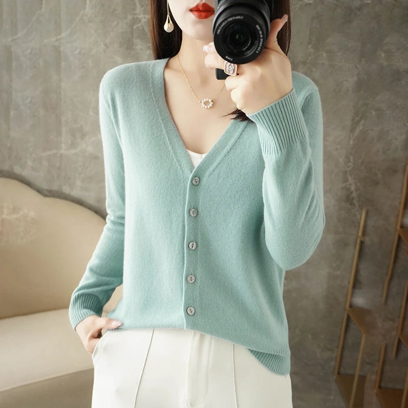 V-Neck Temperament Small Fragrant Wind Women Loose Sweater