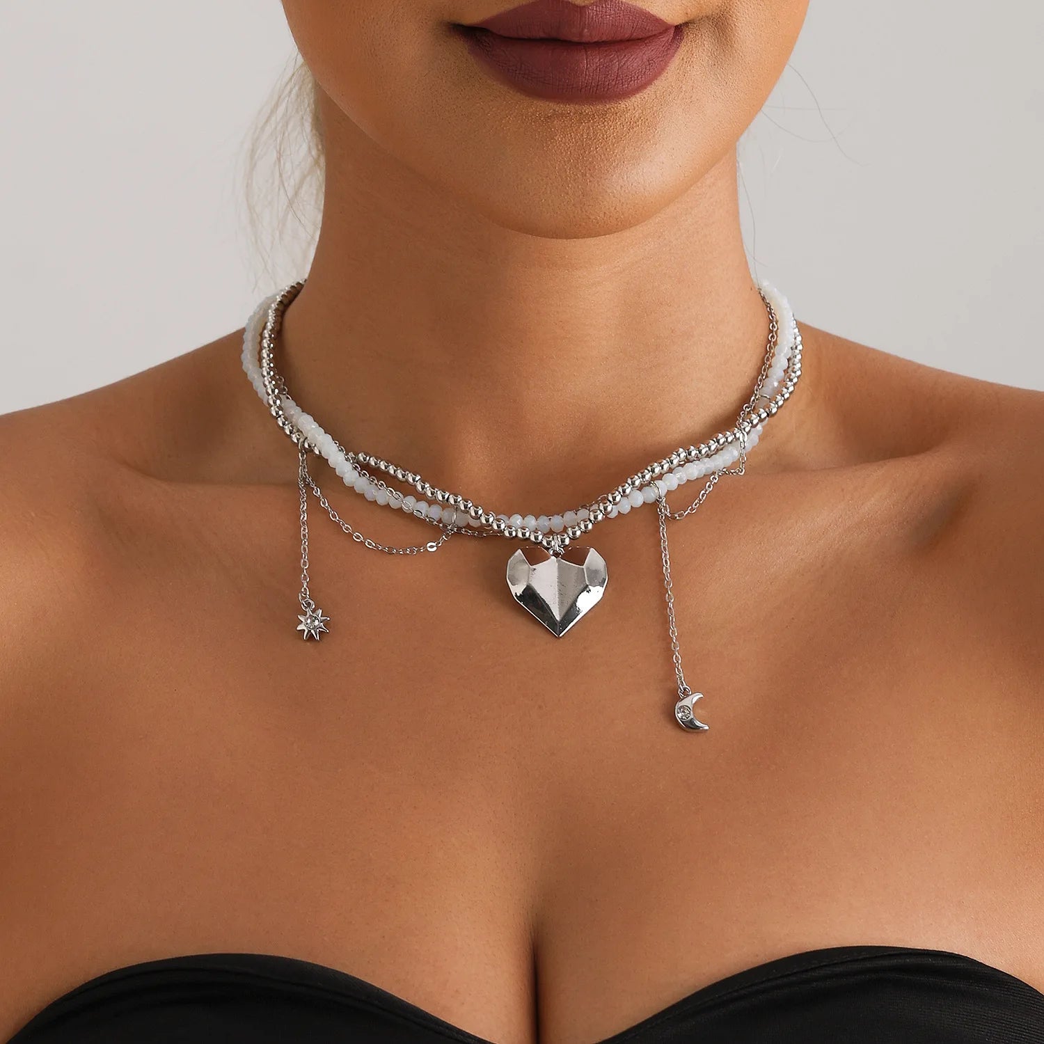 Y2K Heart Beaded Necklace Women Boho Irregular Crystal Class Gravel Clavicle Chain Cool Y2K Choker Exquisite Fashion Jewelry
